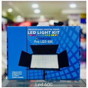 Fusender Varicolor Pro LED 600 Professional Photo & Video LED Light Kit