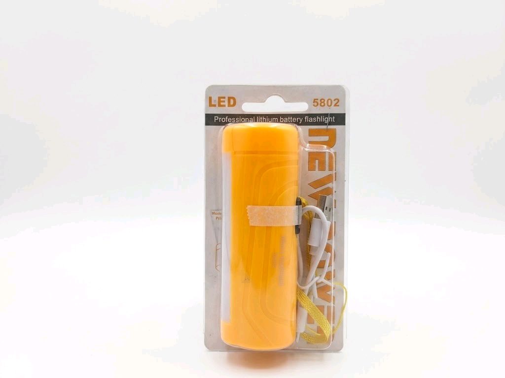 New Power Professional Lithium Battery LED Flashlight (Model 5802)